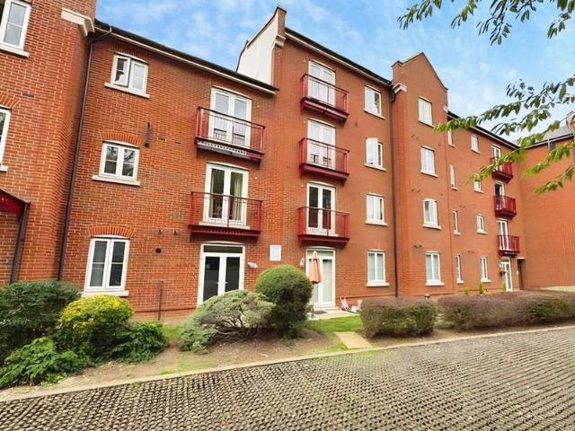 2 Bedroom Flat