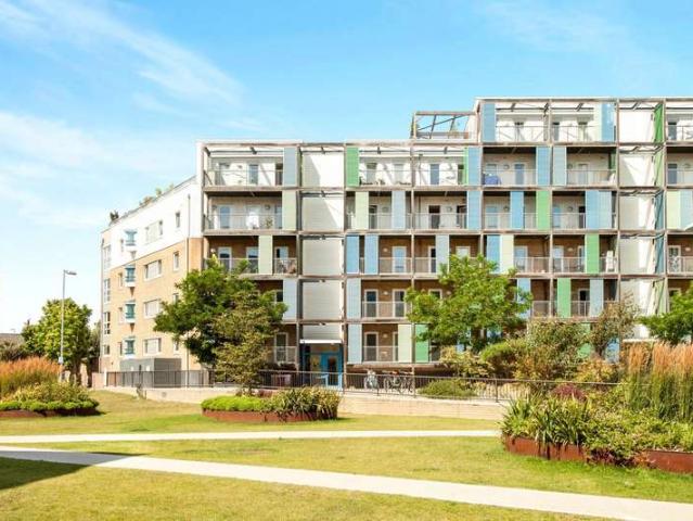 2 Bedroom Flat