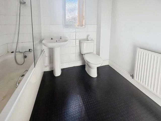 2 Bedroom Flat
