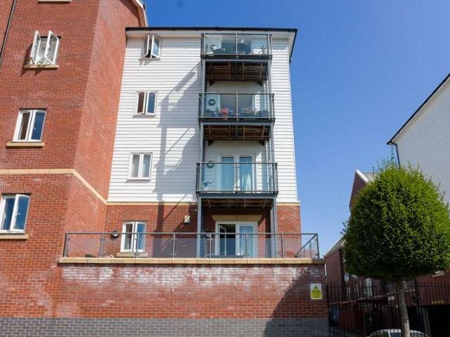 2 Bedroom Flat