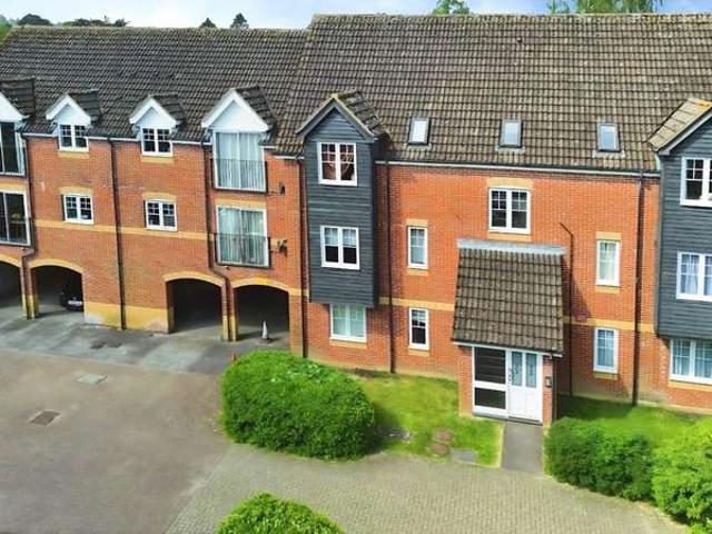 2 Bedroom Flat