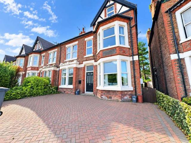 2 Bedroom Flat