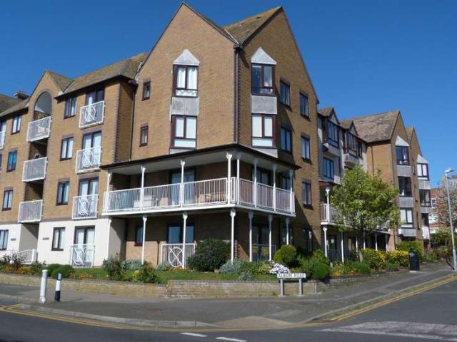 2 Bedroom Flat