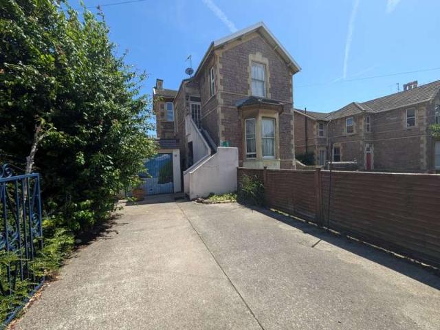 2 Bedroom Flat