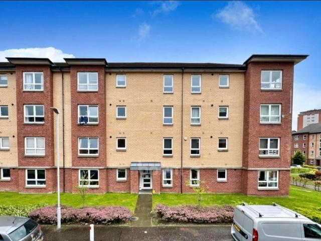 2 bedroom flat
