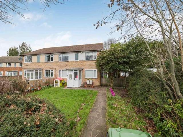 2 Bedroom Ground Flat