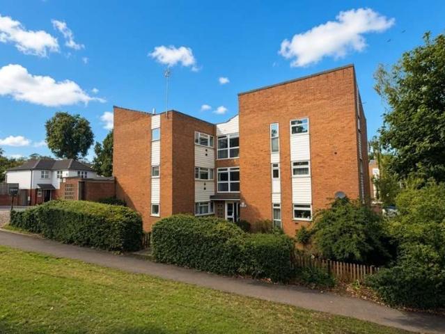 2 Bedroom Flat