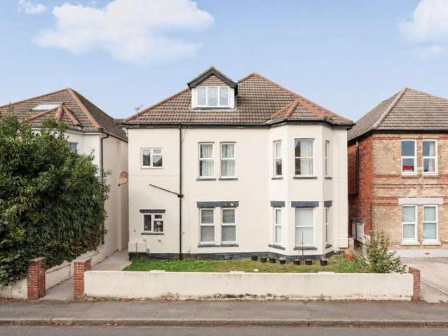 2 Bedroom Flat