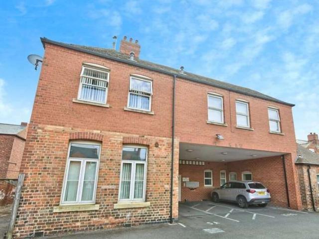 2 Bedroom Flat