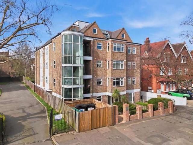2 Bedroom Flat