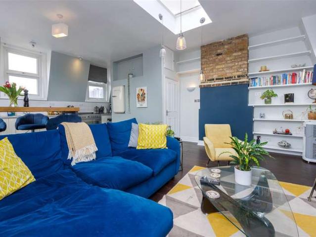 2 Bedroom Flat