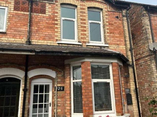 2 Bedroom Flat