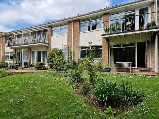 2 Bedroom Flat