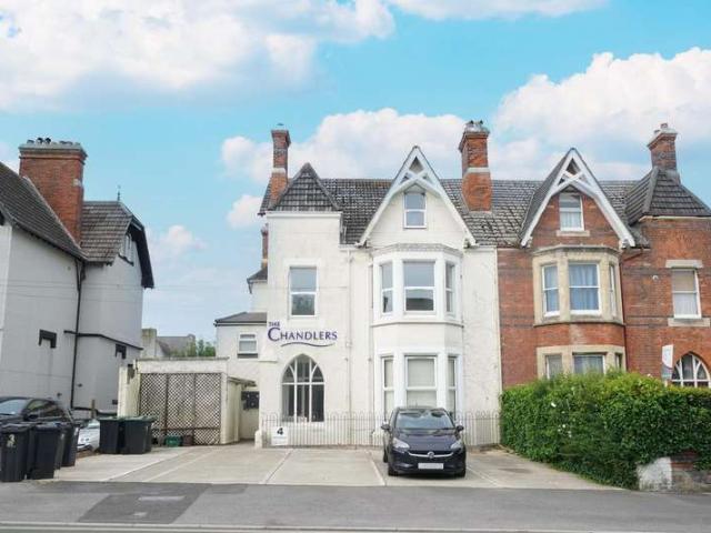 2 Bedroom Flat