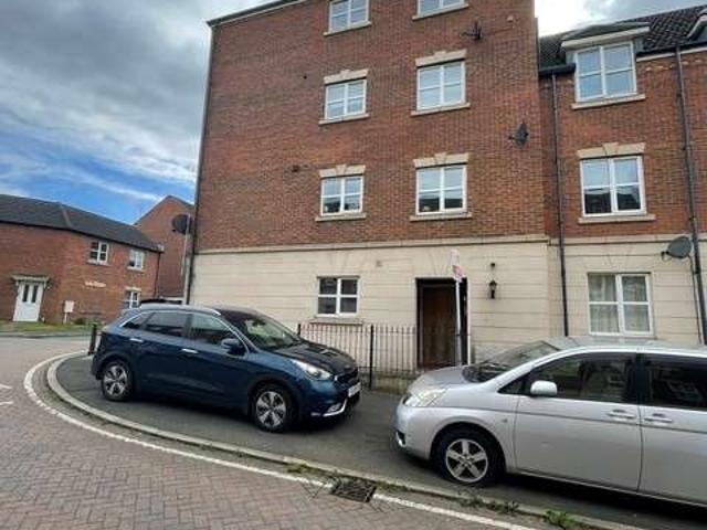 2 Bedroom Flat