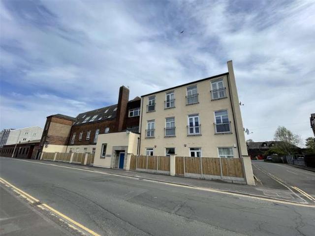2 Bedroom Flat