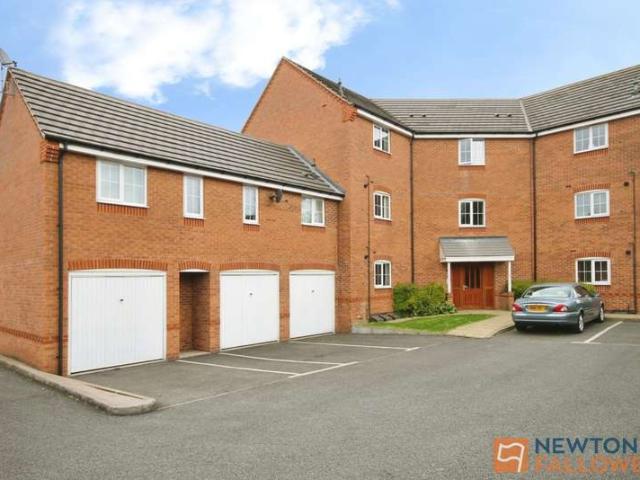 2 Bedroom Flat