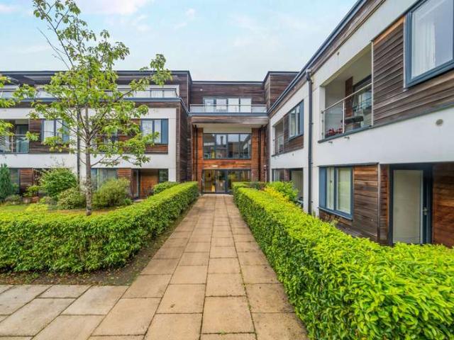 2 Bedroom Flat