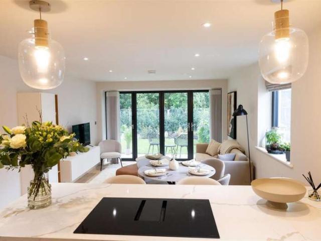 2 Bedroom Flat