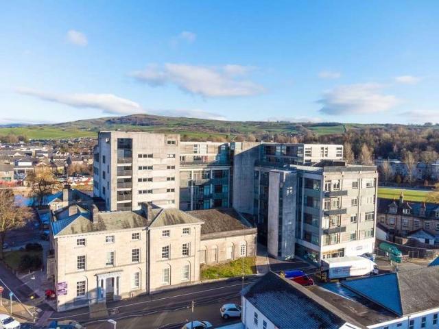 2 Bedroom Flat
