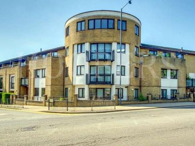 2 Bedroom Flat