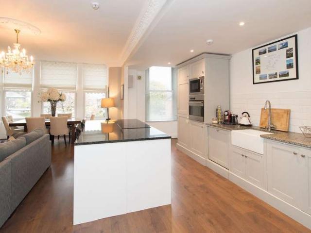2 Bedroom Flat