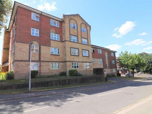 2 Bedroom Flat