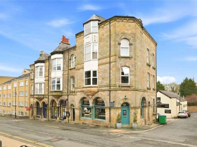 2 Bedroom Flat