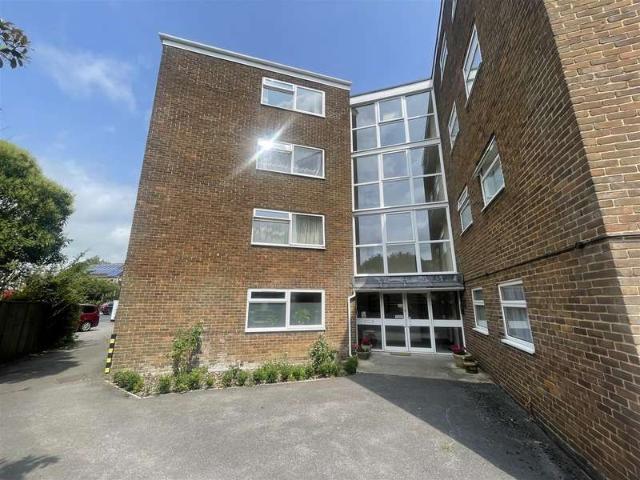 2 Bedroom Apartment Flat