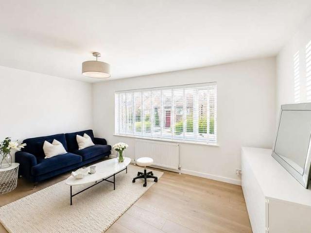2 Bedroom Flat