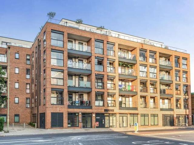 2 Bedroom Flat