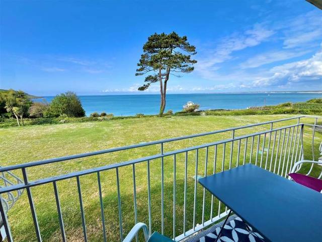 2 Bedroom Apartment Flat