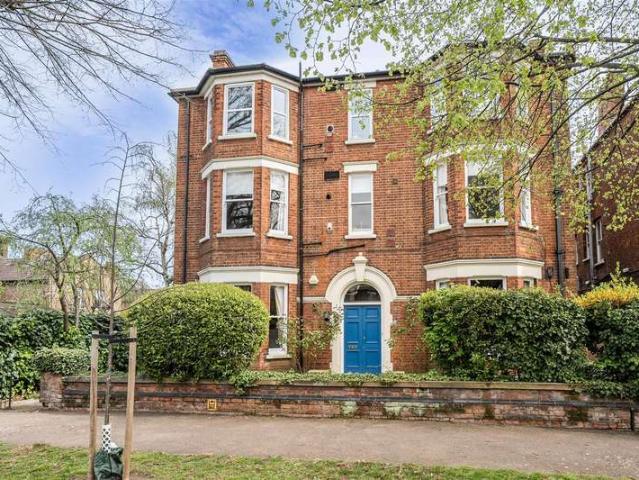 2 Bedroom Flat