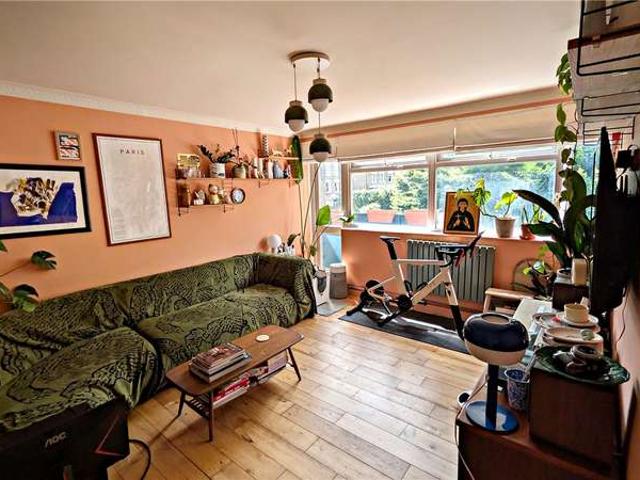 2 Bedroom Flat