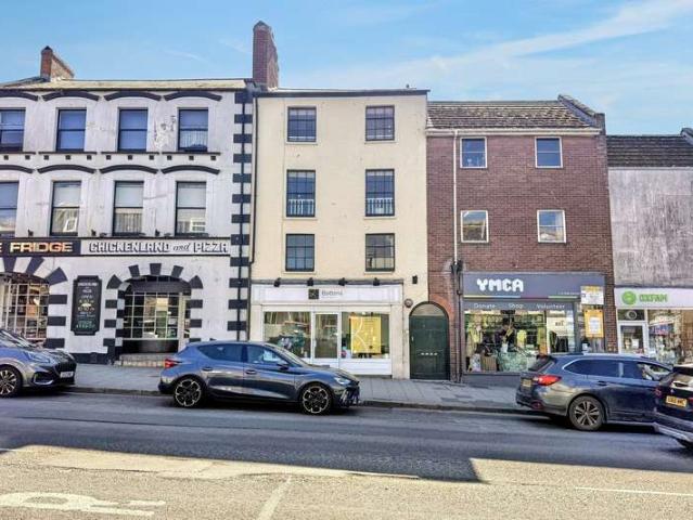2 Bedroom Flat
