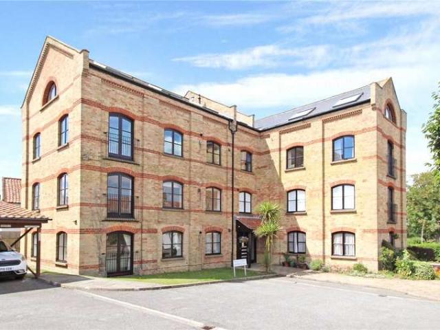 2 Bedroom Flat