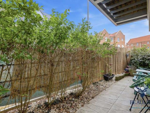 2 Bedroom Flat