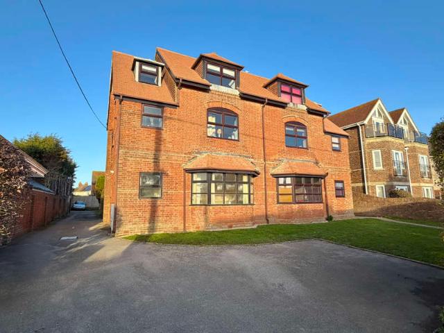 2 Bedroom Flat