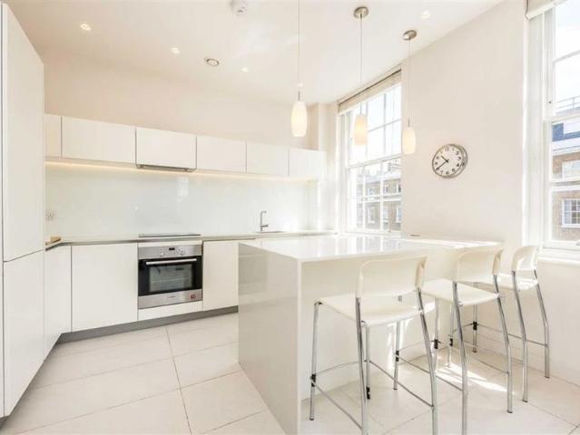 2 Bedroom Flat
