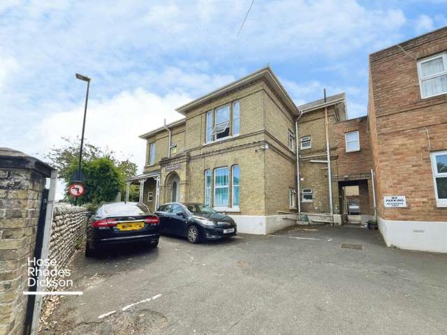 2 Bedroom Flat