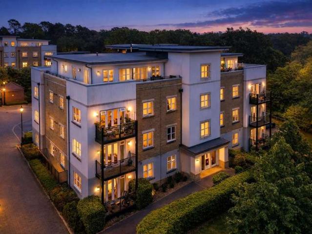 2 Bedroom Flat