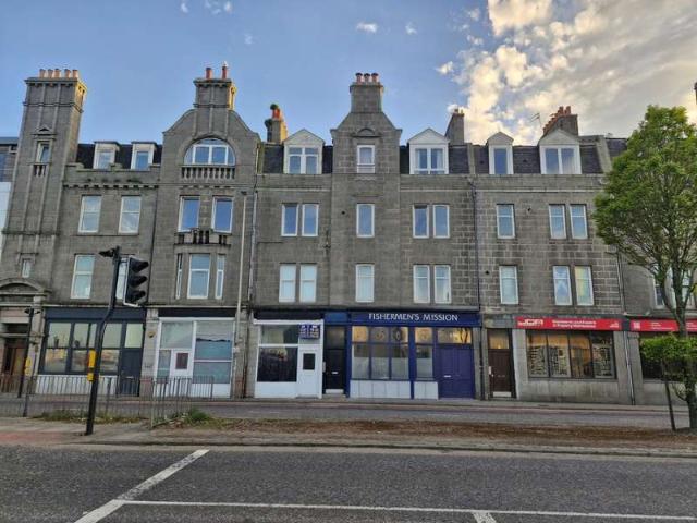 2 Bedroom Flat