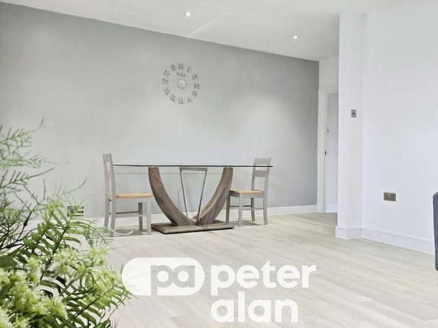2 Bedroom Flat