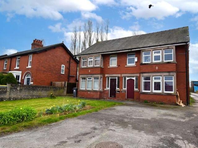 2 Bedroom Flat
