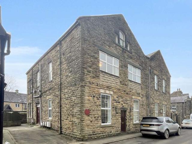 2 Bedroom Flat