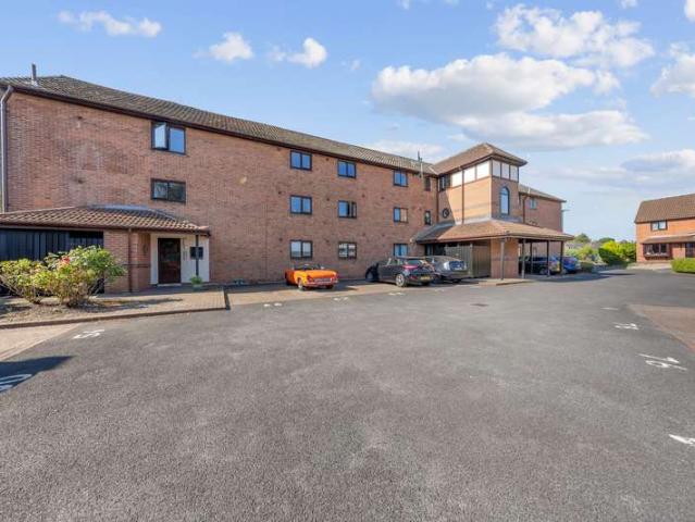 2 Bedroom Flat