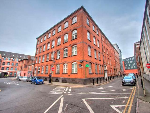 2 Bedroom Flat