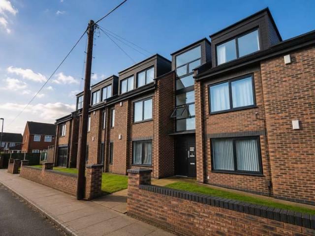 2 Bedroom Flat