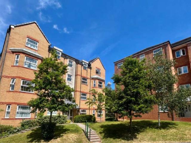 2 Bedroom Flat