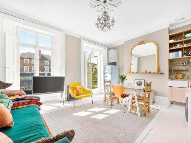 2 Bedroom Flat